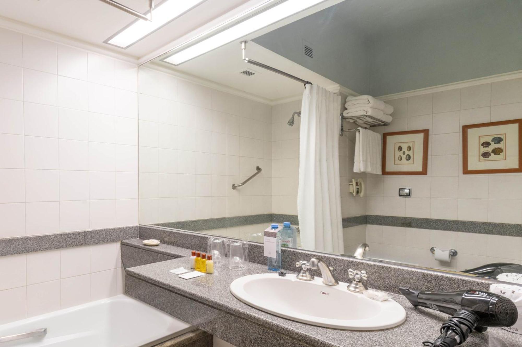 Sheraton Mar Del Plata Hotel Exterior foto Bathroom