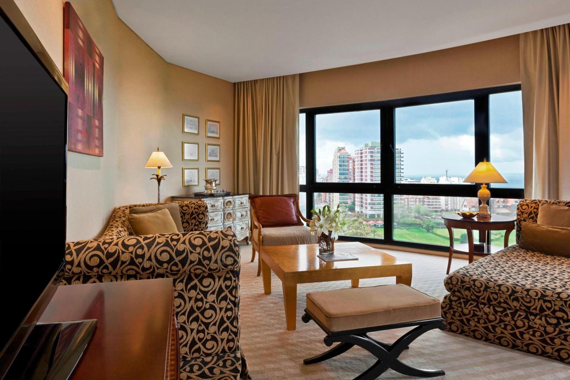 Sheraton Mar Del Plata Hotel Exterior foto Living room