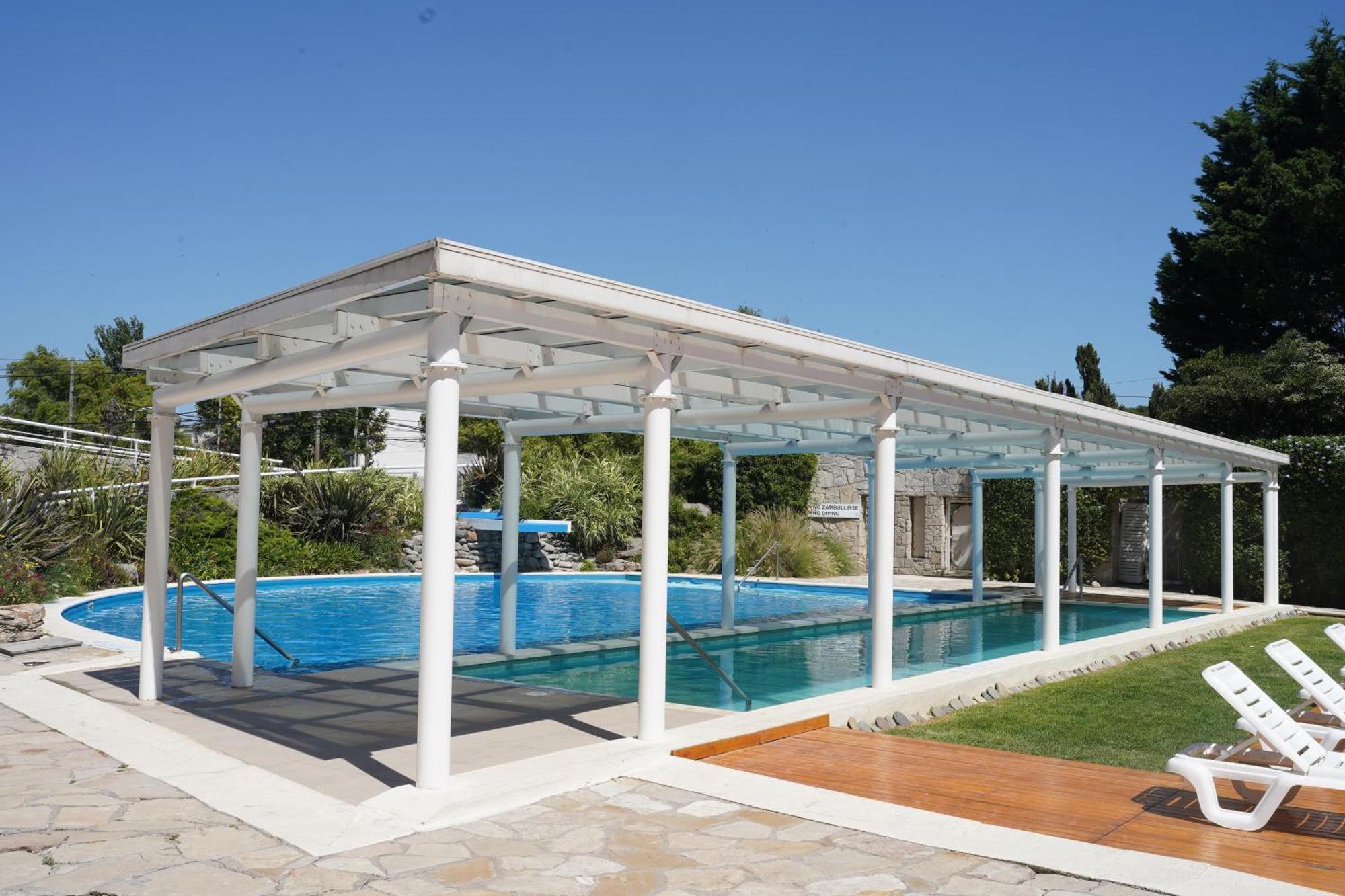 Sheraton Mar Del Plata Hotel Exterior foto Swimming pool in the village